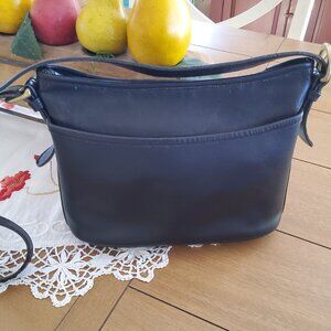 Vintage Coach Worth Bag 4143 in Black